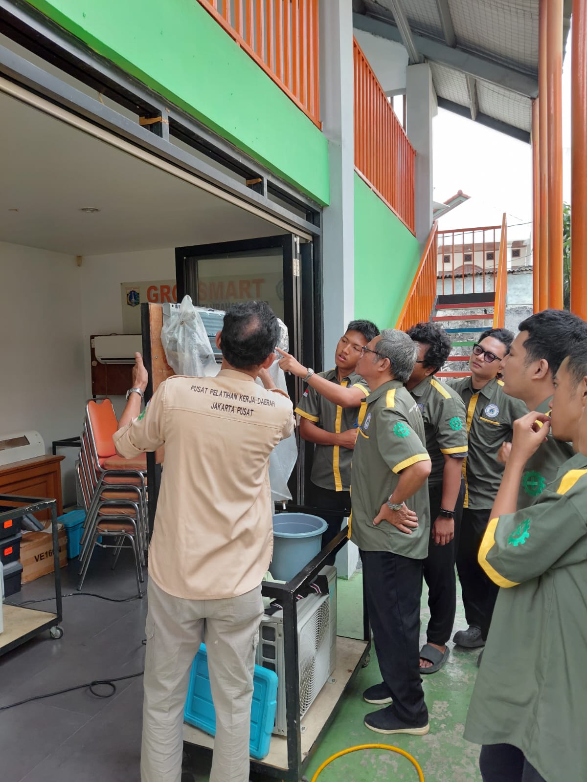 Tingkatkan Keahlian Teknik Warga, PPKD Jakarta Pusat Gelar Pelatihan MTU Teknik Pendingin Residensial di Kelurahan Galur